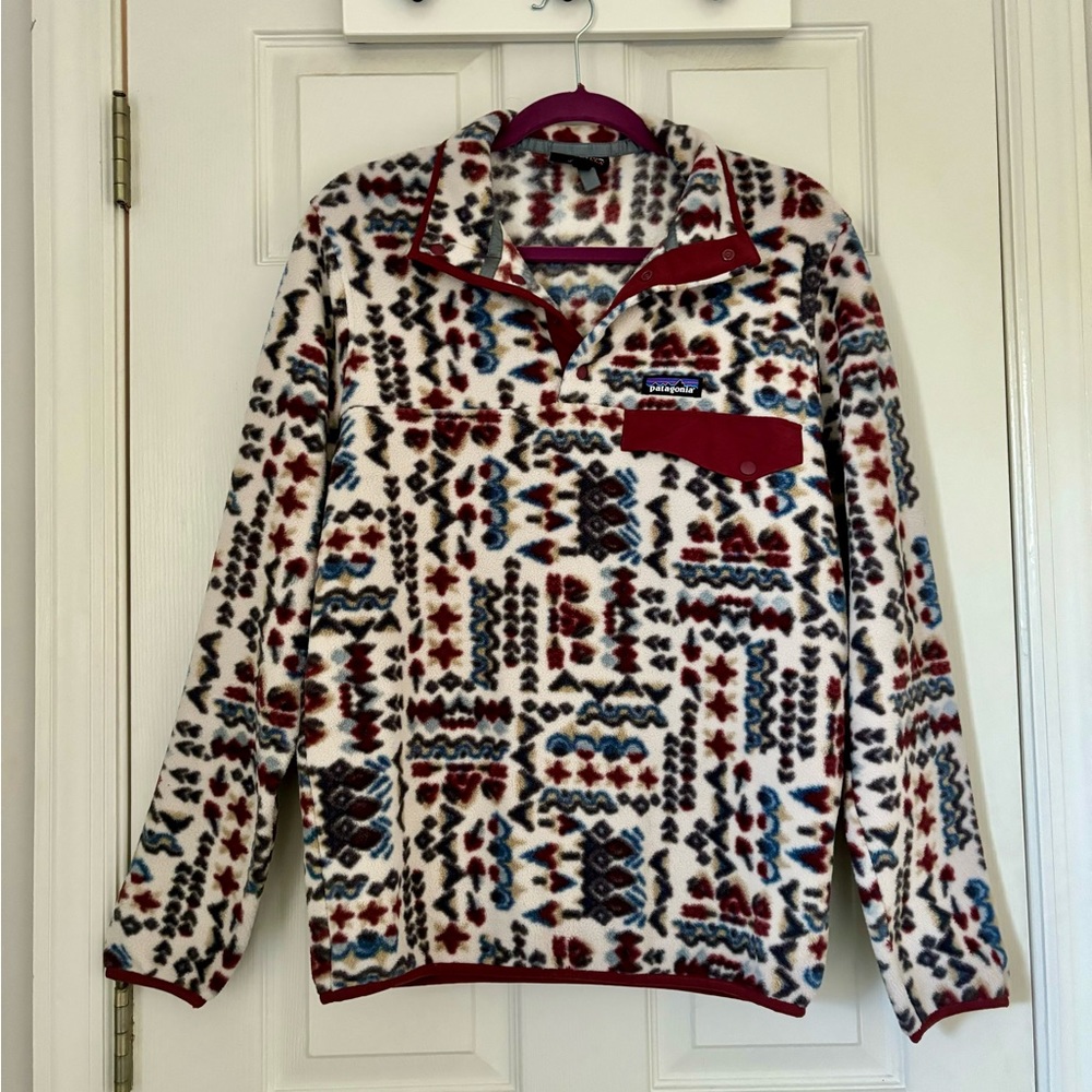 Patagonia Women’s Lightweight Synchilla Snap-T Fleece Pullover Sweater